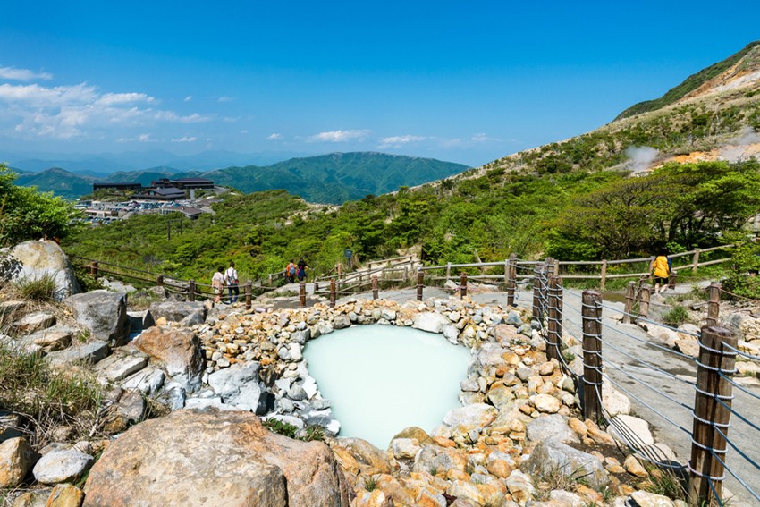 3 Địa điểm check in đẹp nhất Hakone Nhật Bản 49 Tắm Onsen tại Thị Trấn Hakone